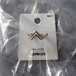 Multi-Row Cubic Zirconia V Ring - NWT